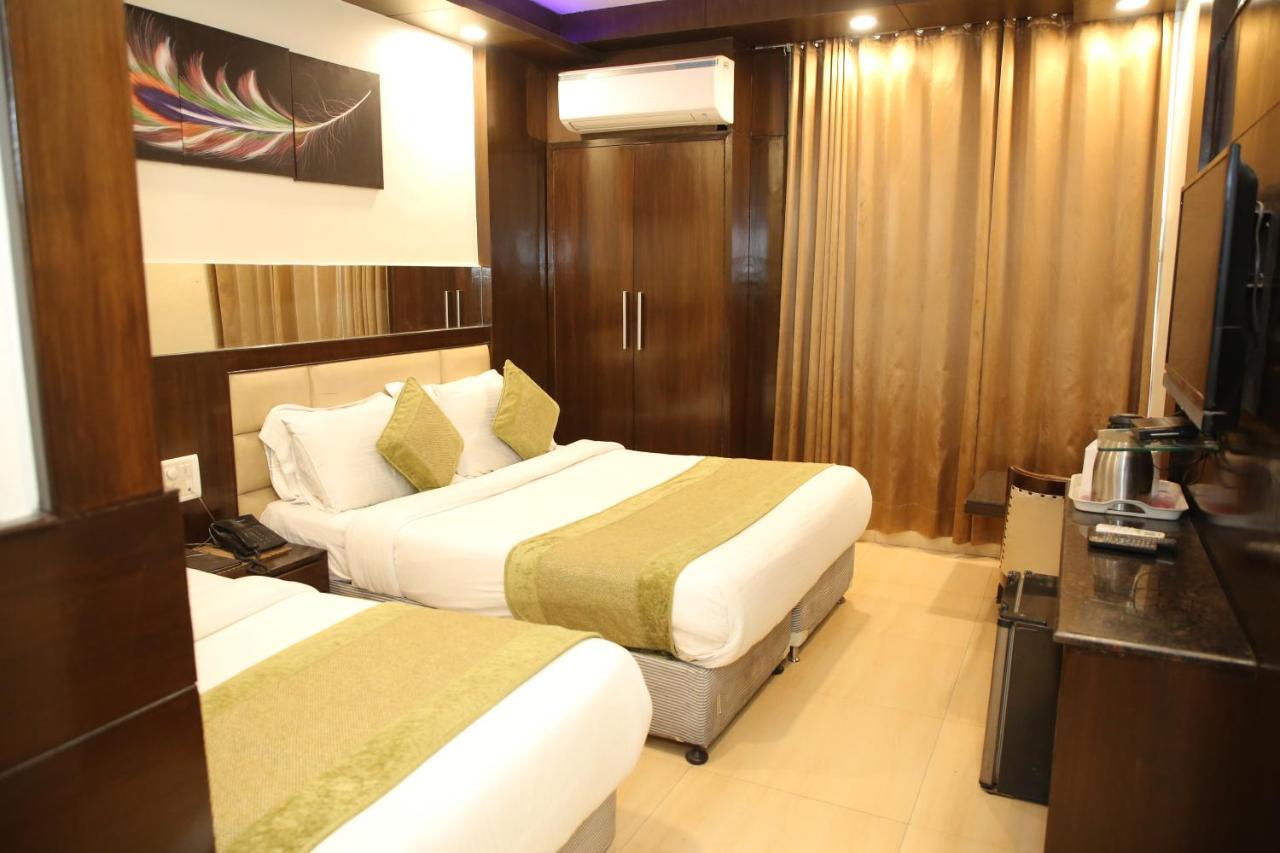 Hotel Shelton Νέο Δελχί Εξωτερικό φωτογραφία
