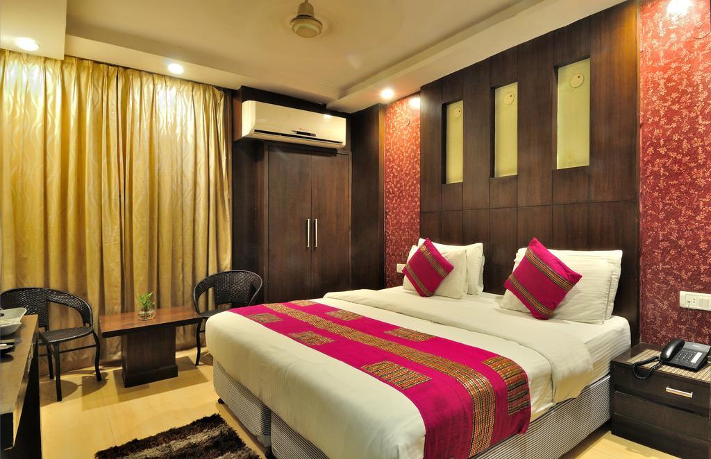 Hotel Shelton Νέο Δελχί Εξωτερικό φωτογραφία